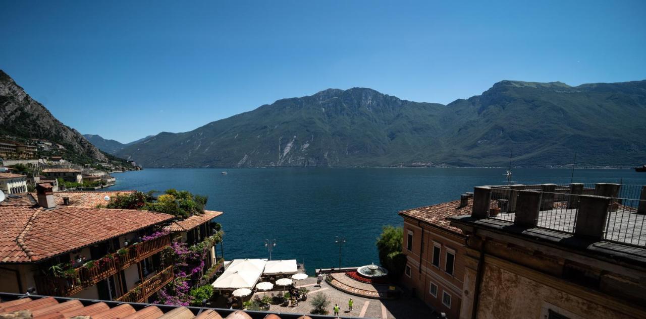 Garni Gianmartin Hotell Limone sul Garda Exteriör bild