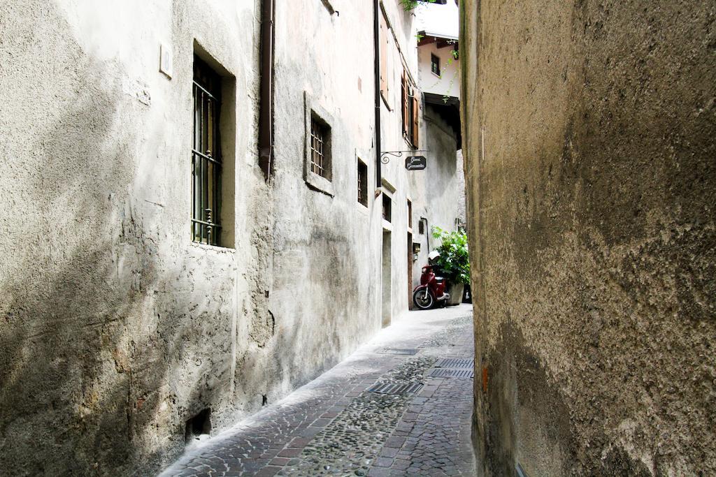 Garni Gianmartin Hotell Limone sul Garda Exteriör bild